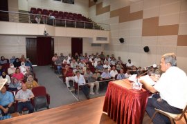 Prof. Dr. Osman Bilen Karşıyaka'da konferans verdi