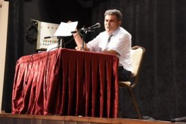 Prof. Dr. Osman Bilen Karşıyaka'da konferans verdi