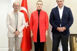 İmzalar atıldı, Karşıyaka Çarşısı yenilenecek...