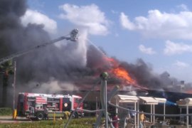 Yasemin Kafe'de yangın çıktı...