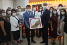 Genel Müdür Karşıyaka Nüfus Müdürlüğü'nü ziyaret etti