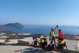 Lale’lerin yeni rotası Karşıyaka-Van Gölü...