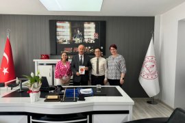 Cumhuriyet İlkokulu 100. Yılını kitaplaştırdı