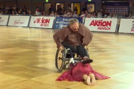 Ossi, Almanya'da ayakta alkışlandı...