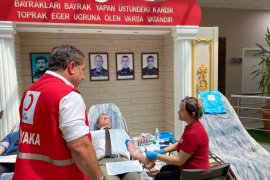 Karşıyaka Emniyet Müdürlüğü'nden kan bağışına büyük destek...