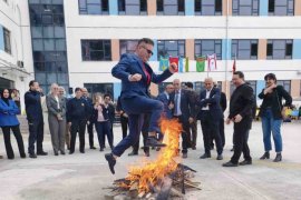 Karşıyaka’da muhteşem Nevruz kutlaması