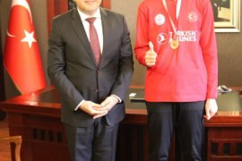 Özel sporculara Kaymakam Demir’den Türkiye Şampiyonası öncesi moral dopingi