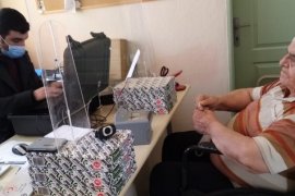 Karşıyaka Nüfus Müdürlüğü hizmeti ayağa götürüyor