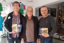 Şefiyad'tan Bostanlıspor futbol alt yapısına top desteği