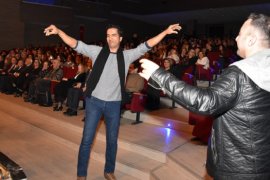 Türkülerle mest oldular…