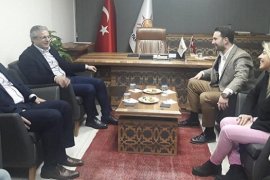 Başkan Akpınar, AK Parti Karşıyaka İlçe Başkanlığı'nı ziyaret etti
