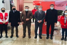 Kaymakam Çalışır ve kurum müdürlerinden kan bağışı