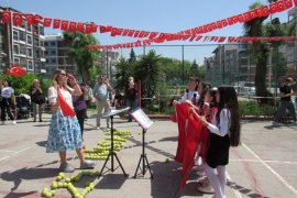 Bostanlıspor’dan muhteşem 23 Nisan Kutlaması