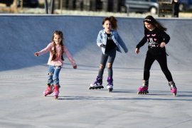 Bostanlı sahilinin 3 bölümlük kıyı düzenleme çalışmaları tamamlandı