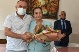 Karşıyaka Milli Eğitim'de Duygulu Vedalaşma