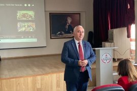 Karşıyaka Halk Eğitim'den anlamlı kutlama