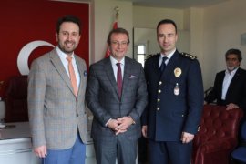 Çiftçioğlu'ndan Polis Haftası jesti