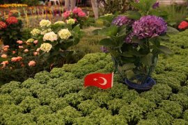 Karşıyaka'da mis kokulu festival