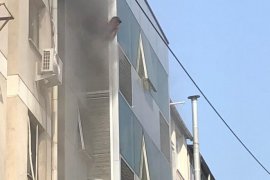 Karşıyaka Çarşı'da yangın...