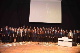 Karşıyaka’da saat 9'u 5 geçe hayat durdu