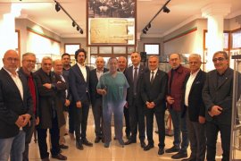 Dr. Bülent Zeren anıldı