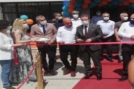 Depremde kaybettiği oğlu ve eşinin adını okulda yaşatacak