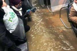 Karşıyaka'yı sel vurdu!