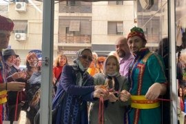 Ali Beyat Karşıyaka’da Kültür Merkezi açtı