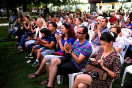 Karşıyaka’da sanat sokağa taşındı