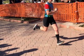 Bostanlıspor Büşra ile yine Türkiye Şampiyonu...