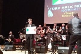 Türkülerle mest oldular…