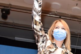 Ak Parti Karşıyaka İlçe Başkanlığı'na Didem Dereboylu Keseli seçildi