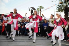 Dünya çocukları Karşıyaka’da buluşuyor