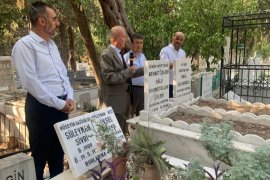 Karşıyaka Müftüsü Millî Mücadele'ye katılan Müftü Rahmetullah Efendi’nin kabrini ziyaret etti