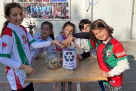 Atık piller teslim edildi