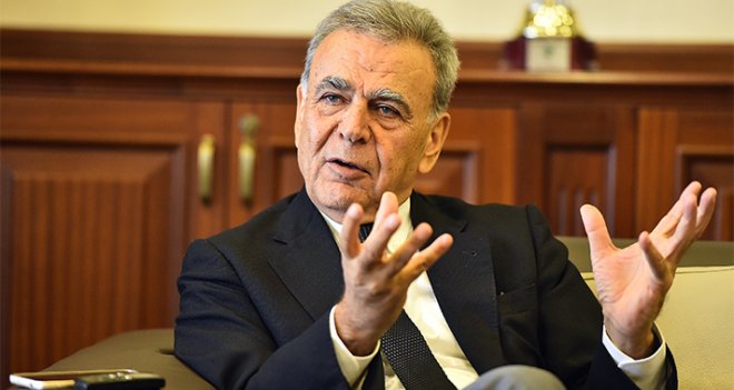  Başkan Kocaoğlu’ndan metro çıkışı 