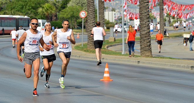  İzmir’in kurtuluşu için koşacaklar 