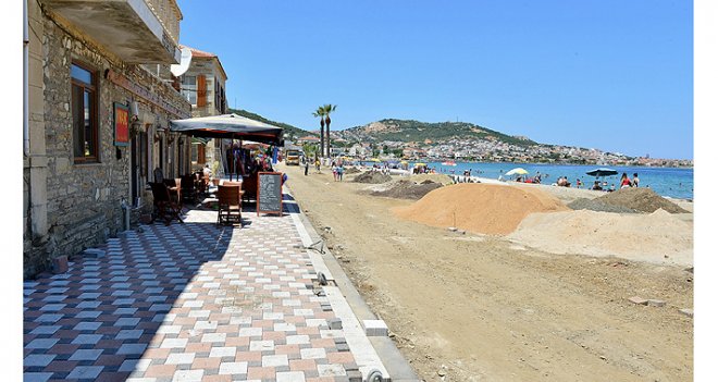  Urla ve Foça’da sahiller yenileniyor 