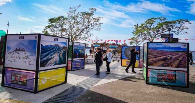 ''Gökyüzünden Türkiye Fotoğrafları'' İzmir'de