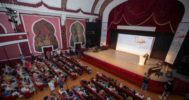 İzmir Uluslararası Film ve Müzik Festivali başladı