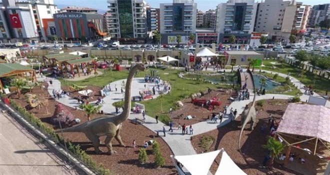 İzmir’e gelen depremzede çocukların yüzü gülecek