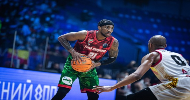 Baba olan Tony Taylor Polonya'ya gitti