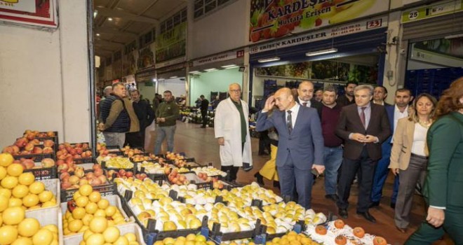 Başkan Soyer’den belediyenin kiracılarına kriz desteği