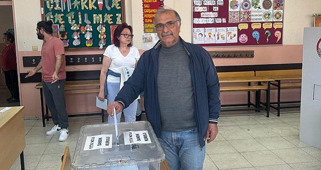 Karşıyaka’da seçim sakin geçiyor