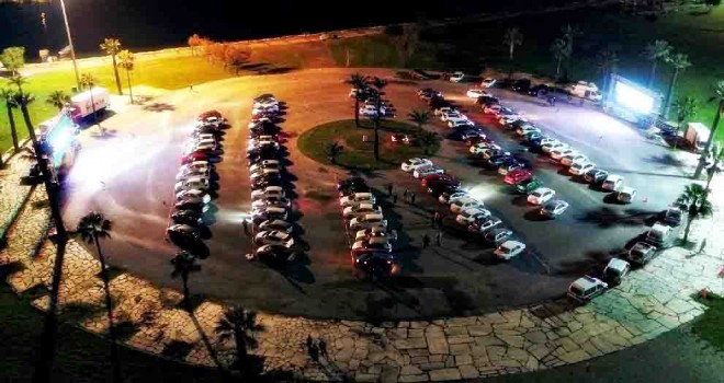 Açık hava sineması için kayıtlar 19 saniyede doldu