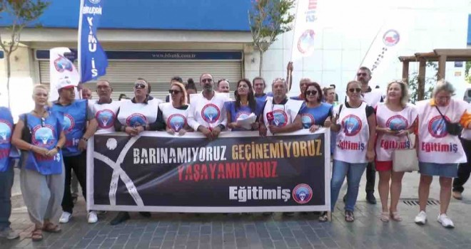 Eğitim İş İzmir 3 No'lu Şube'den Karşıyaka'da protesto