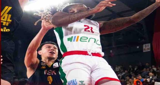 Karşıyaka, Ahmet Kandemir yönetiminde ilk maçını kazandı