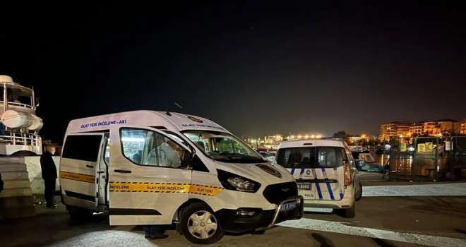 Karşıyaka'de denizde ceset bulundu