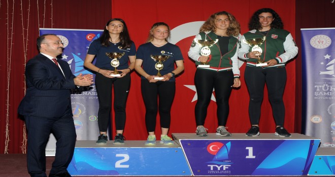 KSK'li yelkencilerden Türkiye Şampiyonası'nda üç kupa