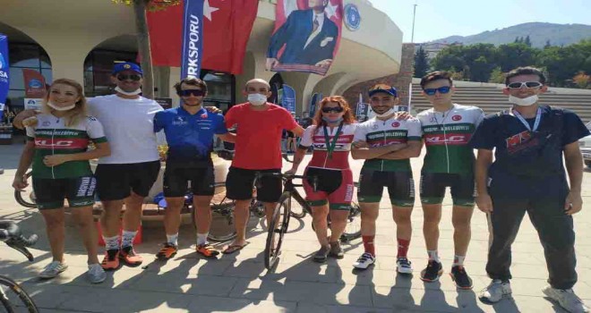 Bisikletlerini Zeynep Aslan için sürecekler